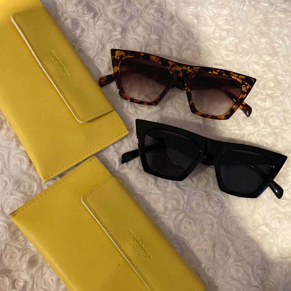 2 Pairs of Sunglasses